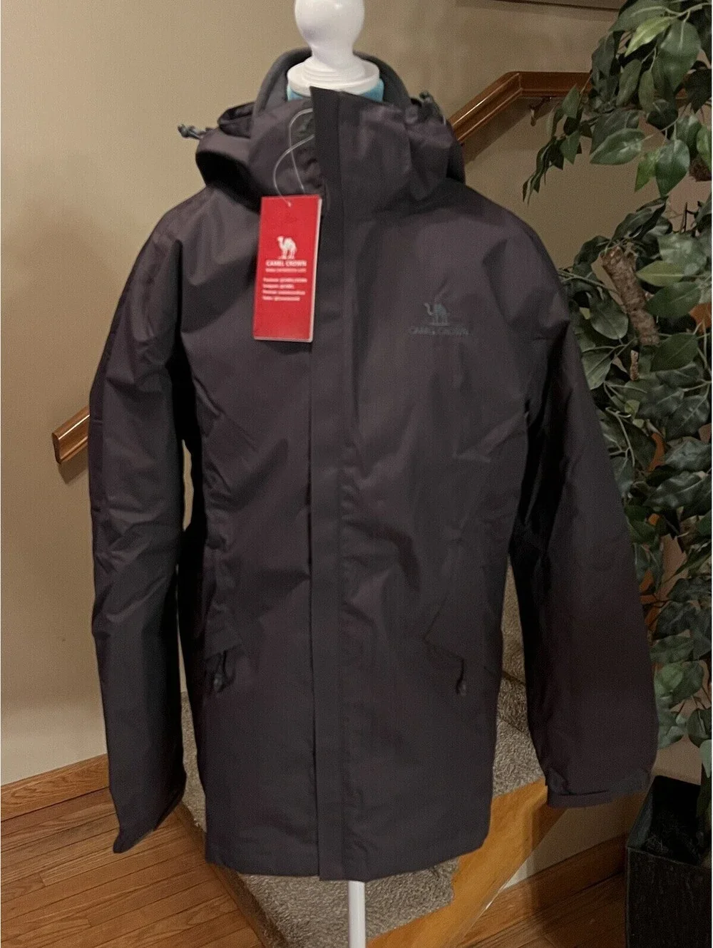 CAMEL CROWN Men’s Mountain Snow Waterproof Ski Jacket Detachable Hood Size S